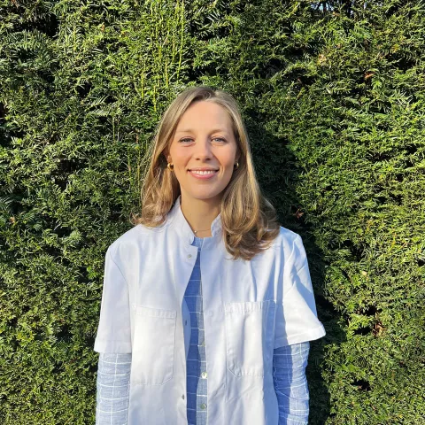 Dr. Julie De Smedt
